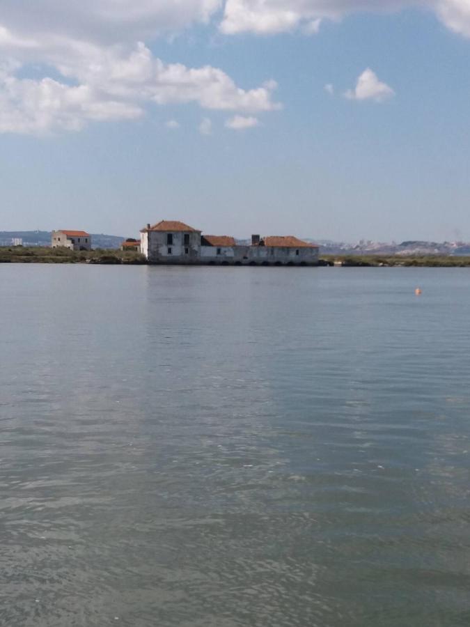 Casa Do Rio - Riverside House Seixal  Luaran gambar